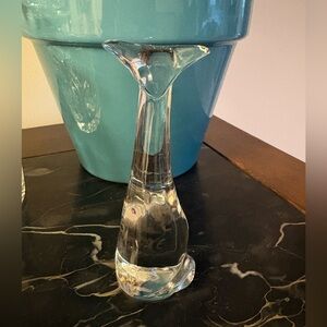 Baccarat Modern Cat Figurine / Paperweight